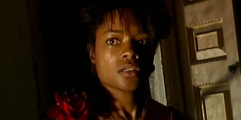 Naomi Harris as Selena in 28 Days Later crying