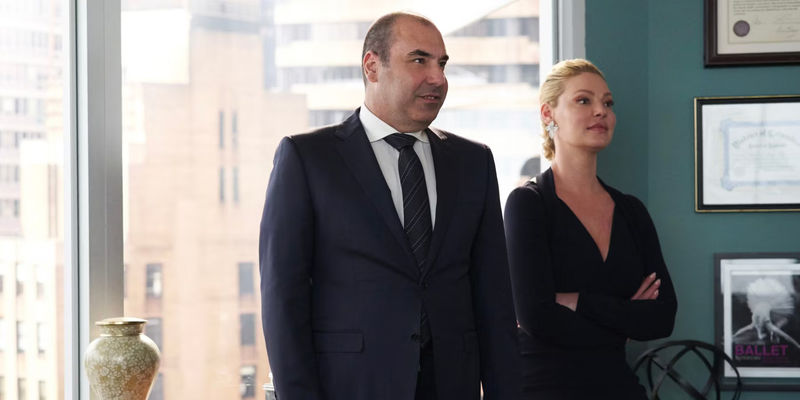 Louis Litt with an associate in Suits season 9 finale
