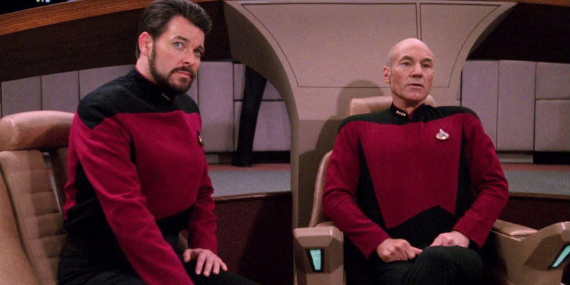 Star Trek TNG Deja Q Captain Picard Riker