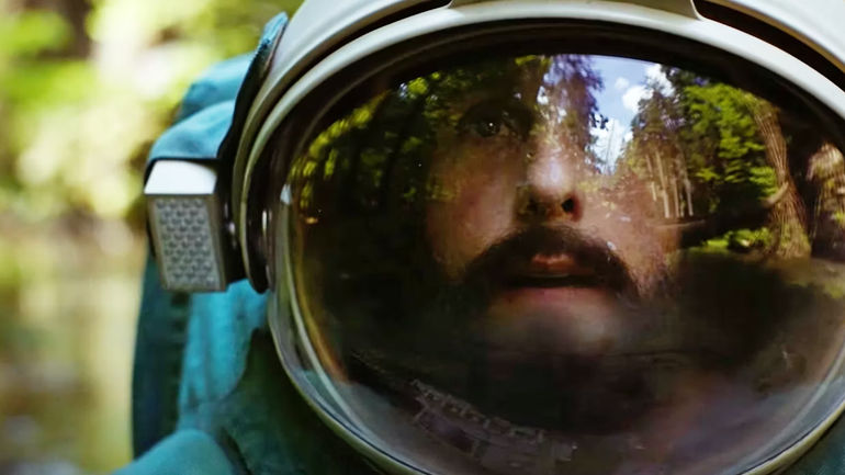 Spaceman: Một Hành Trình Đầy Bất Ngờ