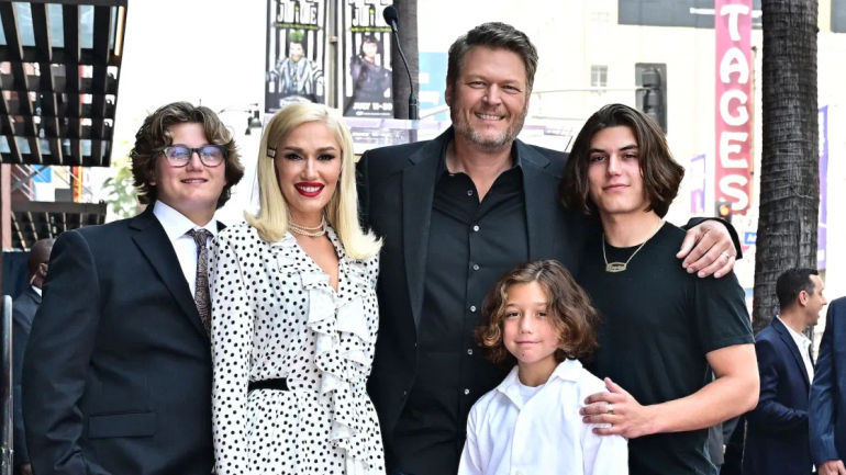 A Retro Disco Extravaganza: Gwen Stefani and Blake Shelton's Unique Birthday Celebration for Apollo