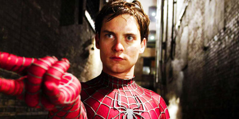 Tobey Maguire's Spider-Man aiming his webbing