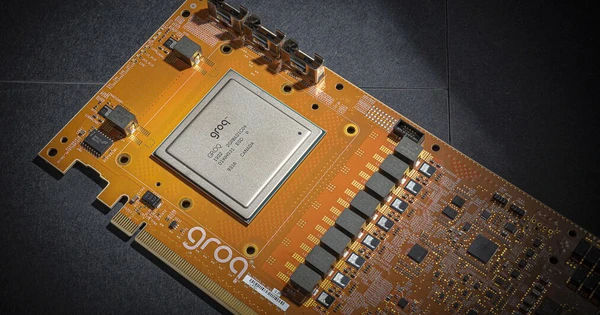 Sự Kinh Ngạc của Chip AI Groq: Đánh Bại Các Vua GPU Truyền Thống