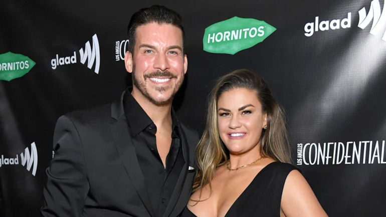 Navigating the Complexities of Relationships: Understanding the Dynamics of Space and Privacy