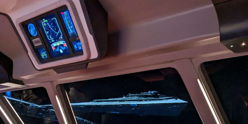 Star Destroyers wait outside the viewport on the bridge of the Halcyon Starcruiser - These C-3PO Scenes Actually Did Make It Onto The Galactic Starcruiser