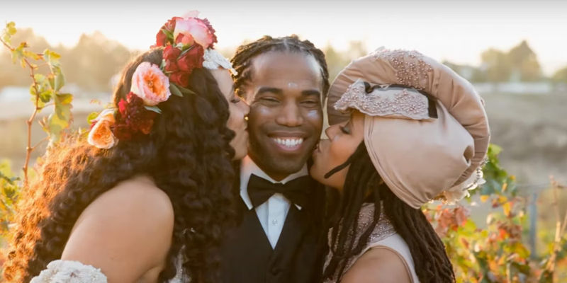 Seeking Sister Wife Ashley Snowden and Vanessa Cobb kissing Dimitri snowden - The Snowdens Journey