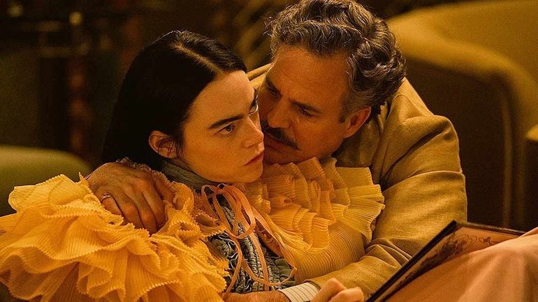 Sự Trưởng Thành Đầy Bất Ngờ trong 'Poor Things'