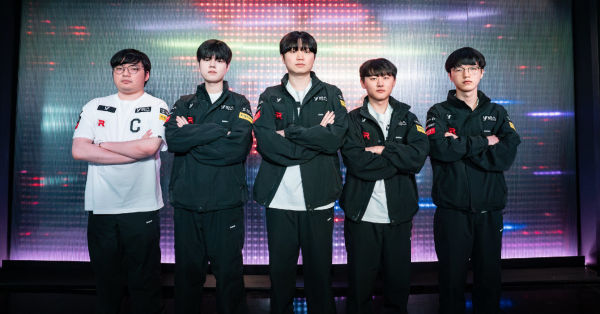 Hành trình của Deft: Từ Huyền Thoại đến Sự Sa Sút