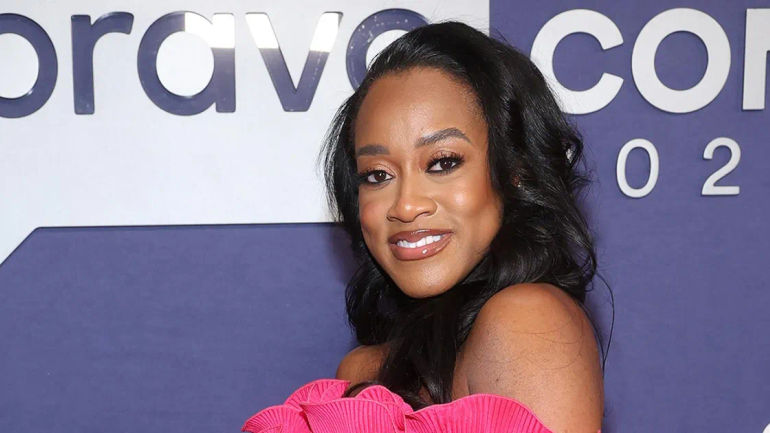 Martha’s Vineyard’s Jasmine Ellis Cooper Embraces Motherhood With Husband Silas Cooper