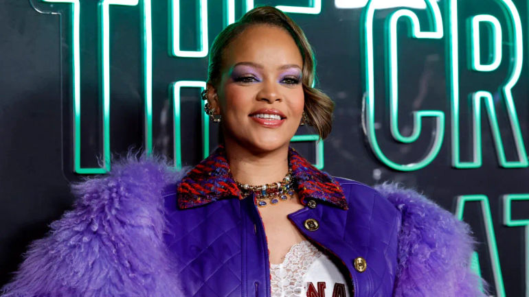 Rihanna's Recent Gig Sparks Speculation of a Glastonbury Appearance