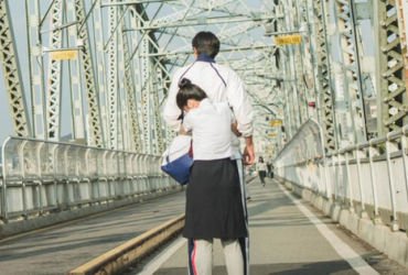 Bí Mật Hấp Dẫn Từ Cặp Đôi "Lệch Lạc" Trên Màn Ảnh