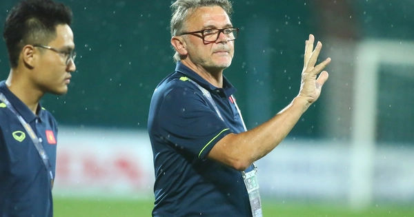 Bước Đột Phá Trong Việc Chọn HLV Cho Đội Tuyển Bóng Đá Việt Nam