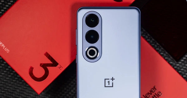 OnePlus Ace 3V: Sức Mạnh Phi Thường từ Chip Snapdragon 7+ Gen 3