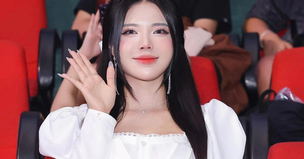 Mai Dora - Nữ MC Sở Hữu Trình Ngoại Ngữ Đỉnh Cao