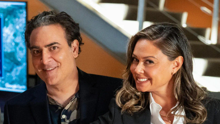 Exclusive: Jason Antoon Shares Insight on Meeting 'NCIS: Hawai'i' Co-Star Vanessa Lachey and the Cast's Bond