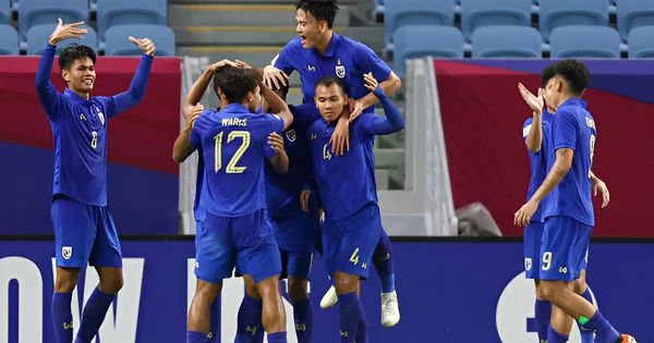 Bước Nhảy Vượt Bậc của U23 Thái Lan: Sự Đổi Mới Từ HLV Troussier