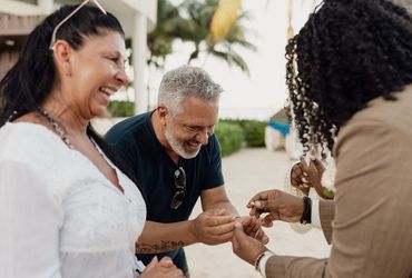 A pair misplaced their wedding bands at the event. Two kind souls discovered a perfect fix