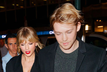 Taylor Swift Possibly Reveals London Home Purchase with Joe Alwyn in ‘The Poets' Haven’