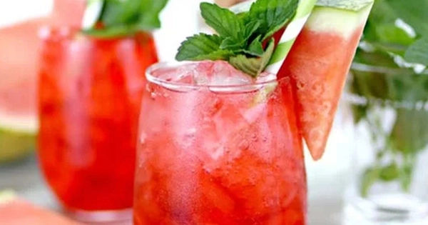 Bí quyết chống nắng và kiểm soát cơn thèm đường trong mùa hè