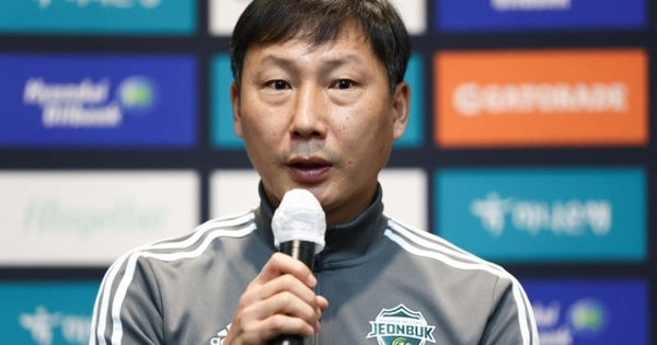 Những Bí Mật HLV Trưởng Đội Tuyển Việt Nam Mới: Sự Đột Phá Ngoạn Mục