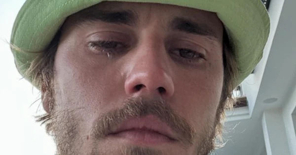 Cảm Xúc Thăng Hoa: Justin Bieber và Hành Trình Nước Mắt