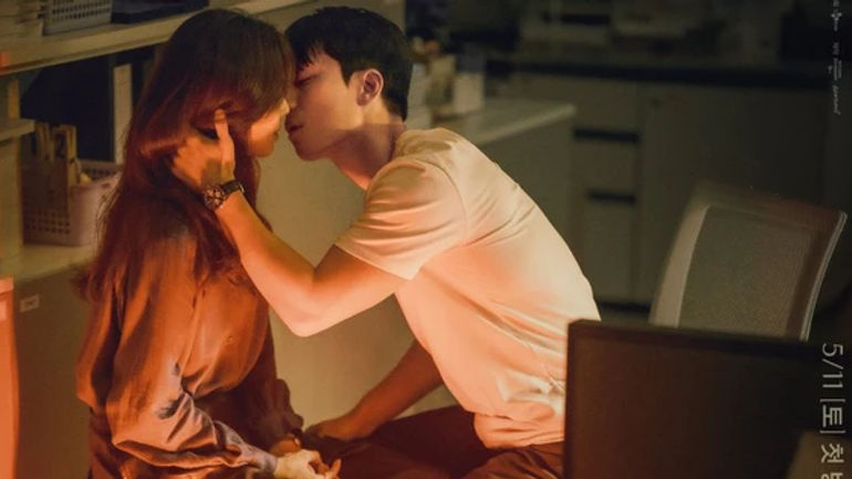 Cuộc Phiêu Lưu Tình Yêu Trong Thế Giới Phim Hàn Lãng Mạn