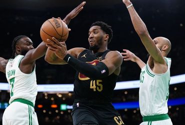 Cleveland Cavaliers dominate Boston Celtics in Game 2 to even series