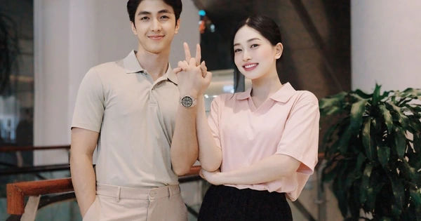 Bí Mật Phong Cách Công Sở của Sao Việt: Áo Polo - Lựa Chọn Đỉnh Cao