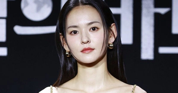 Hành trình thay đổi của nữ diễn viên Kim Yoon Hye: Từ 'kẻ dậy thì thất bại' đến ngôi sao sáng giá