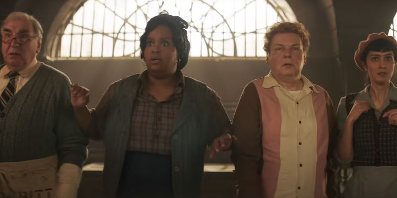 Willy's co-workers in the washroom in Wonka