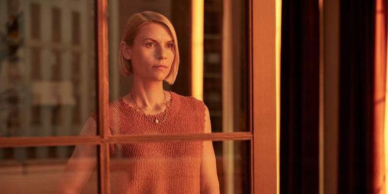Claire Danes as Rachel Fleishman, staring out a window in Fleishman Is In Trouble