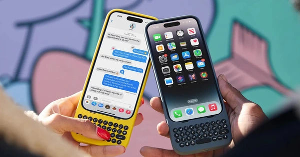 Phụ kiện biến iPhone thành BlackBerry