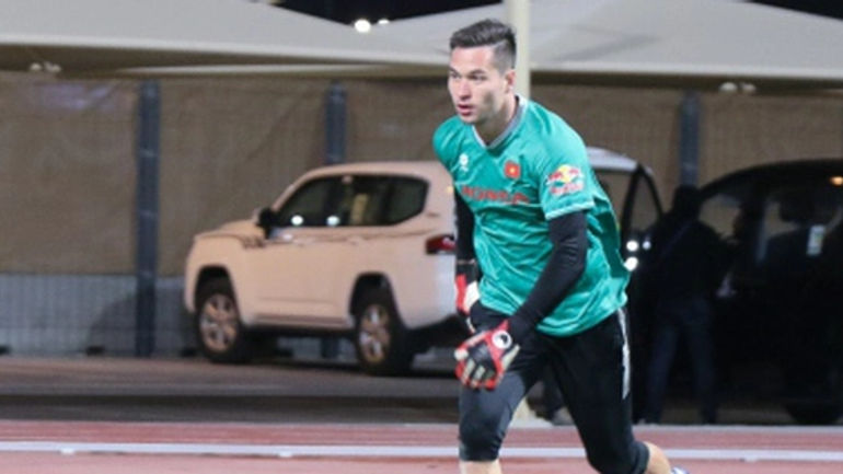 Top những cầu thủ cao nhất Asian Cup: Không ngờ vị trí của Nguyễn Filip