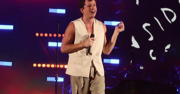 Hiện tượng cháy vé của sao ngoại: Những điều thú vị bạn chưa biết!