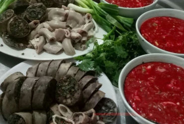 Tại sao không ăn tiết canh, đồ tái sống vẫn dễ bị nhiễm liên cầu khuẩn?