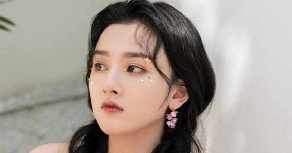 Tống Tổ Nhi: Từ 'sụp đổ sự nghiệp' đến thành công bất ngờ ở tuổi 25!