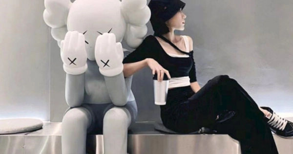 Chìa khóa thành công của Kaws - Bí ẩn đằng sau sức hút cuốn hút tín đồ thời trang