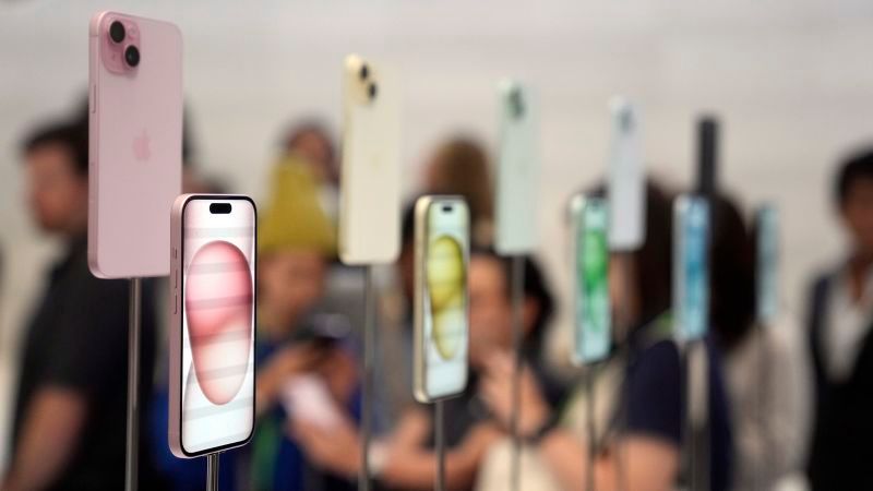 The Ultimate iOS 17 Update: Discover Mind-Blowing New iPhone Features!