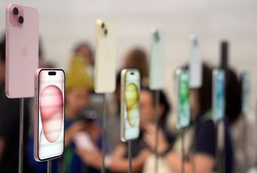 The Ultimate iOS 17 Update: Discover Mind-Blowing New iPhone Features!