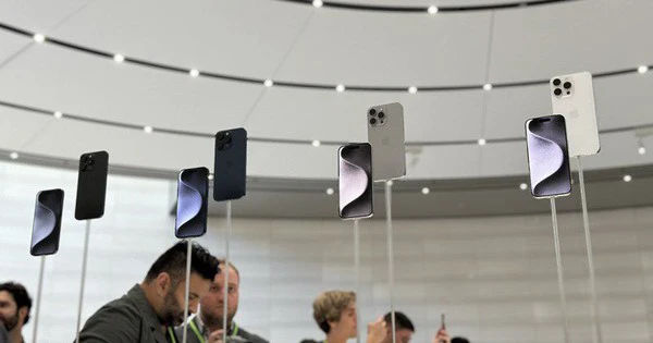 iPhone 15 series chính thức mở đặt trước, cửa hàng bán lẻ ồ ạt tung 'cơn mưa ưu đãi' tại Việt Nam