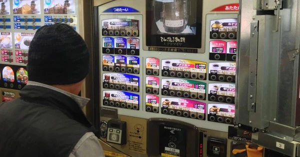 Vì sao đường phố Nhật Bản bùng nổ máy bán hàng tự động: Độc đáo và tiện ích hấp dẫn người dân!?