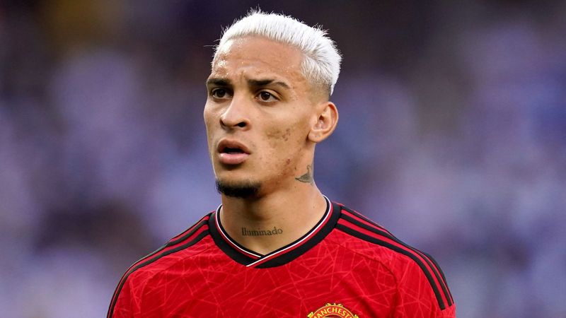 Explosive Revelation: Antony, Manchester United Winger, Returns to UK Amidst Shocking Abuse Allegations - Exclusive Police Investigation Underway!