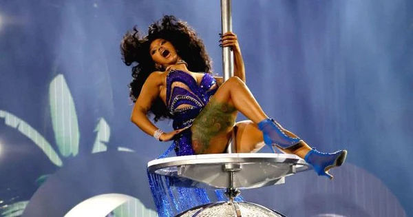 Cardi B không thể tin nổi! Bí mật vũ công thoát y trong quá khứ khiến ngỡ ngàng!