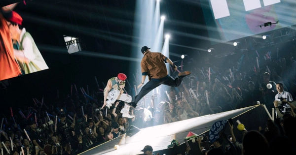 Thành viên Epik High tới Việt Nam đầy siêu tốc, hào hứng trình diễn tại HAY FEST với 10 nghìn khán giả!