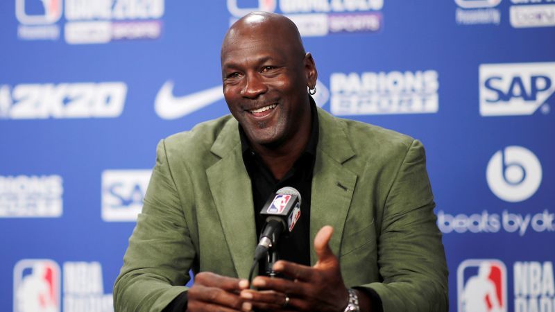 Michael Jordan Makes History as America's First Athlete to Join Elite Ranks of Top 400 Wealthiest Individuals, Reveals Forbes