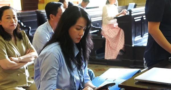 Đức An háo hức thương lượng với người mẫu nổi tiếng Ngọc Thuý