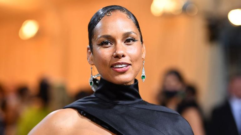 Alicia Keys' Controversial Paragliding Post: The Untold Truth Behind the Deletion