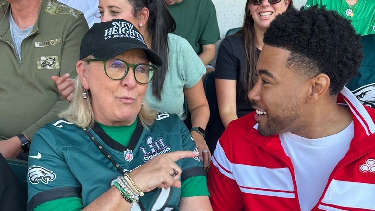 Astounding Synergy: Unveiling the Epic Kelce-Swift Collaborative Spectacle by State Farm