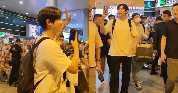Chanyeol (EXO) ghi lại khoảnh khắc đáng yêu với fan Việt tại sân bay Tân Sơn Nhất, tạo cơn sốt trên mạng