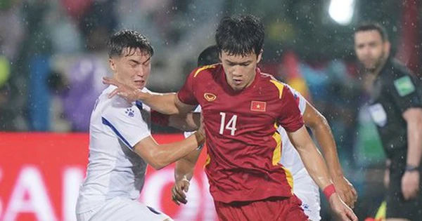 Giá vé xem đội tuyển Việt Nam đấu Philippines ở vòng loại World Cup 2026 cực kỳ hấp dẫn